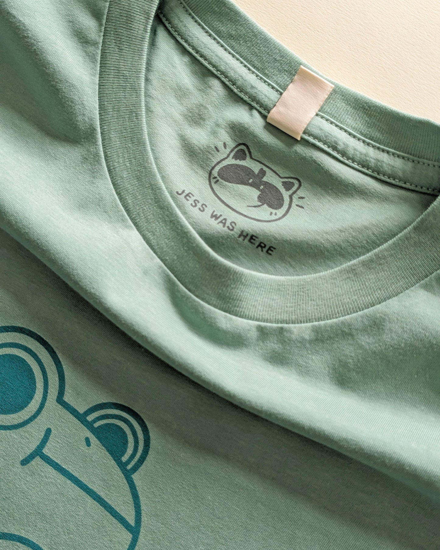 Please Be Nice to Me - Frog Sage T-shirt