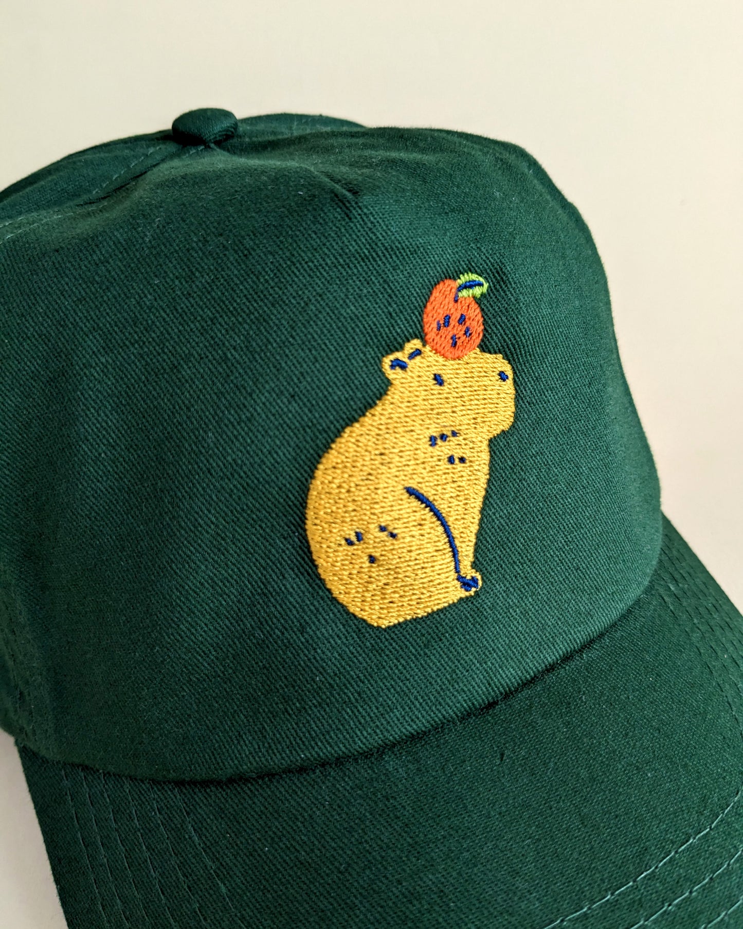 Capybara - Green Cap
