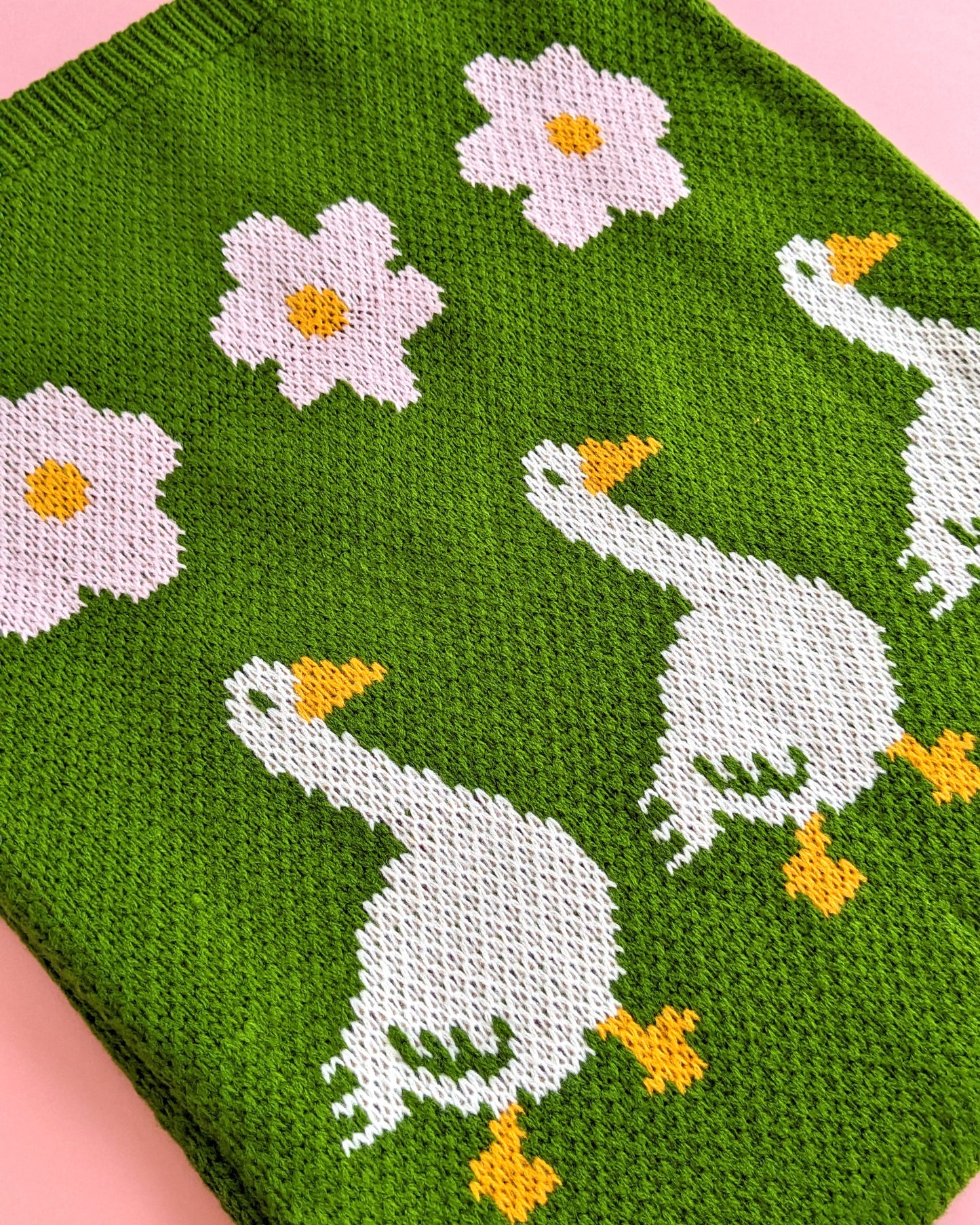 Geese and Flowers - Knitted Jacquard Bag