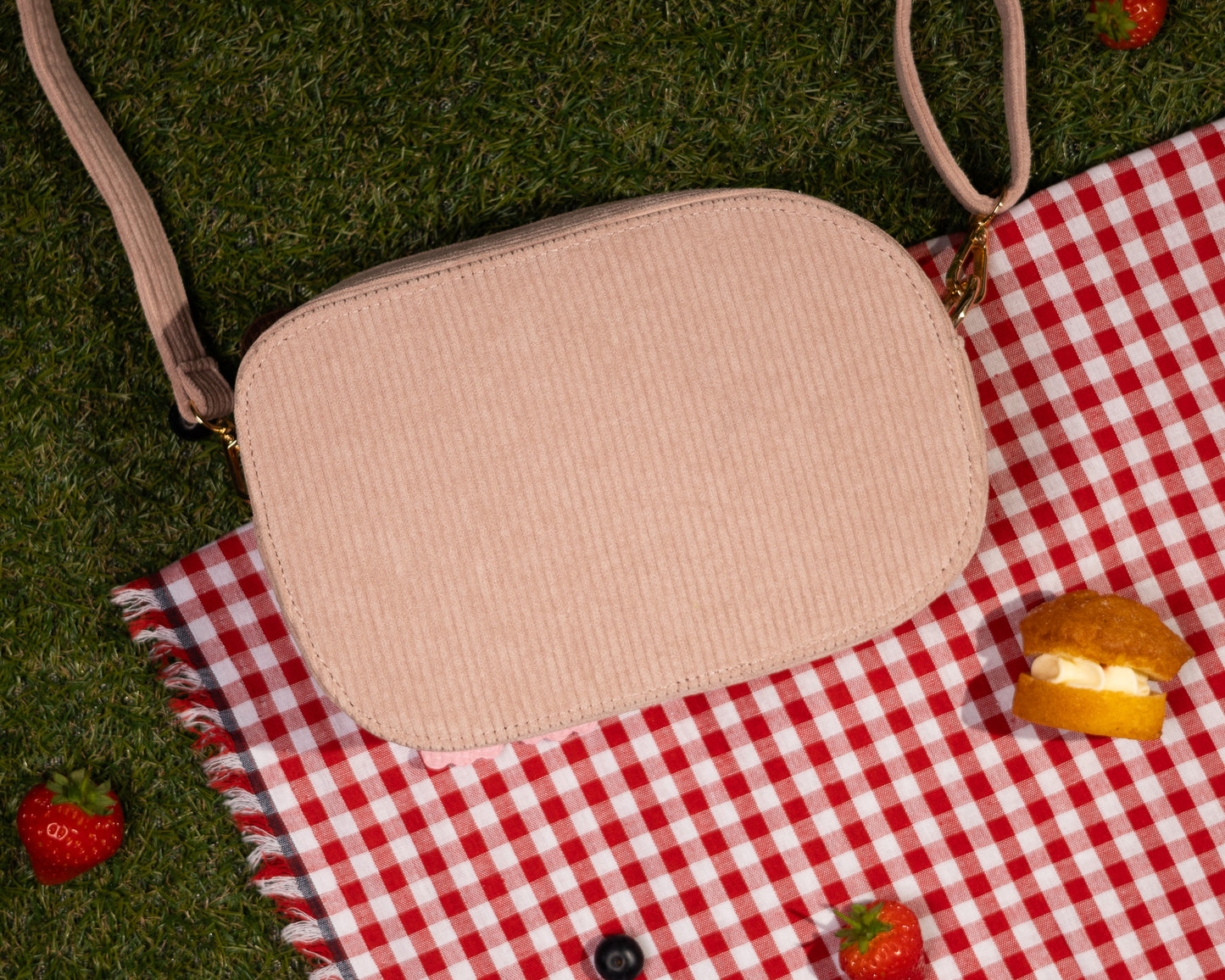 PREORDER Possum - Corduroy Crossbody bag