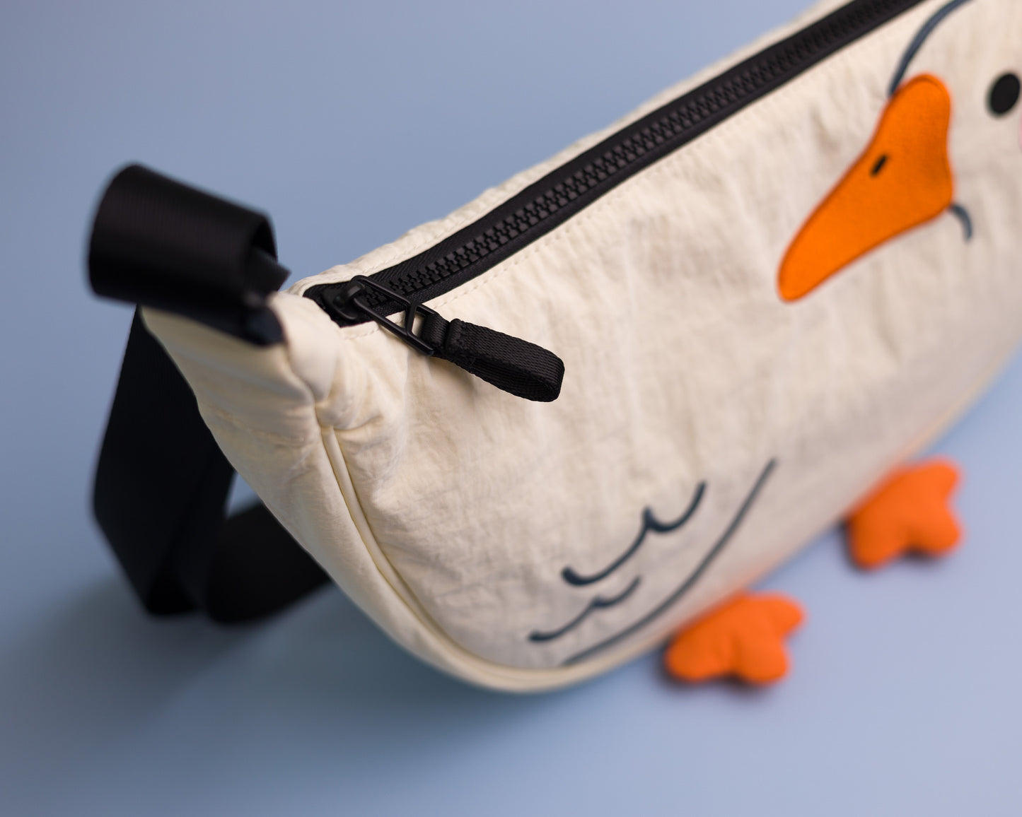 PREORDER Goose - Crescent Bag