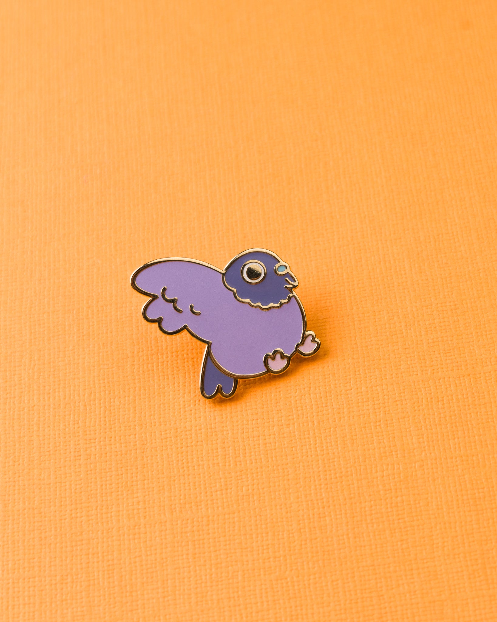 Mini Pigeon - Enamel Pin
