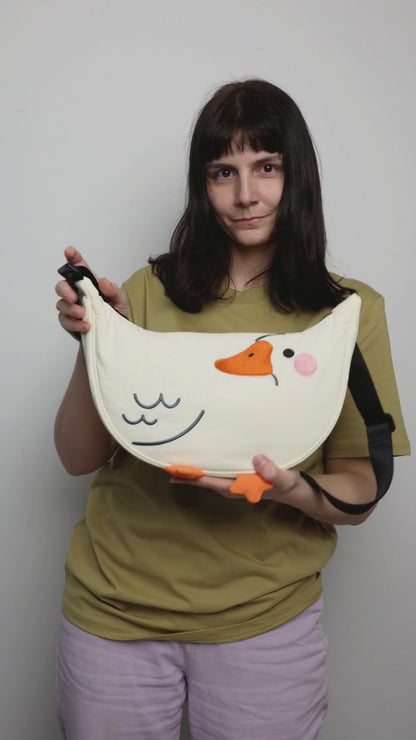 PREORDER Goose - Crescent Bag